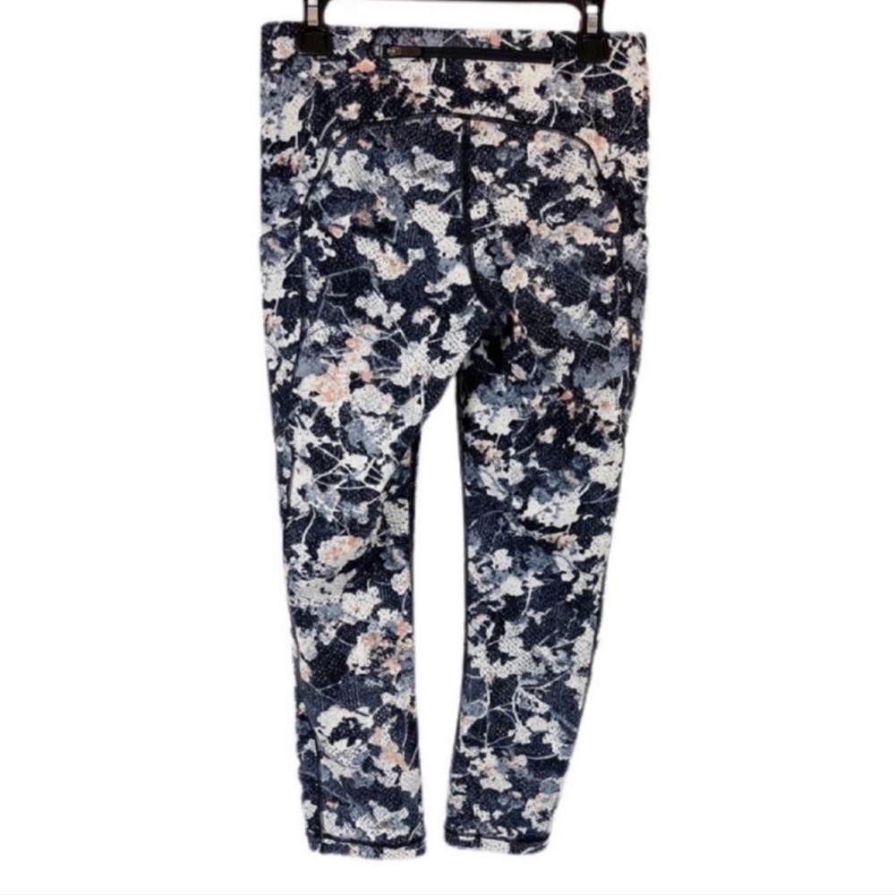 Lululemon Spring Bloom Speed Up Crop 4 Multi Black - Picture 5 of 6